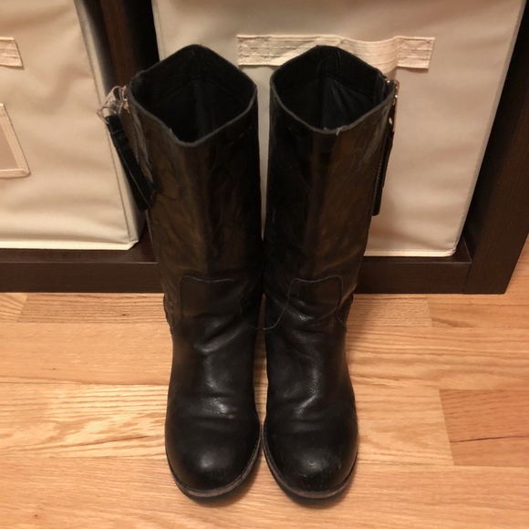 Coach Women's Valentine Boot - Picture 1 of 7